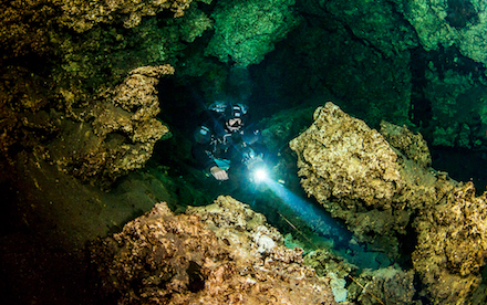 Cave Diving 06